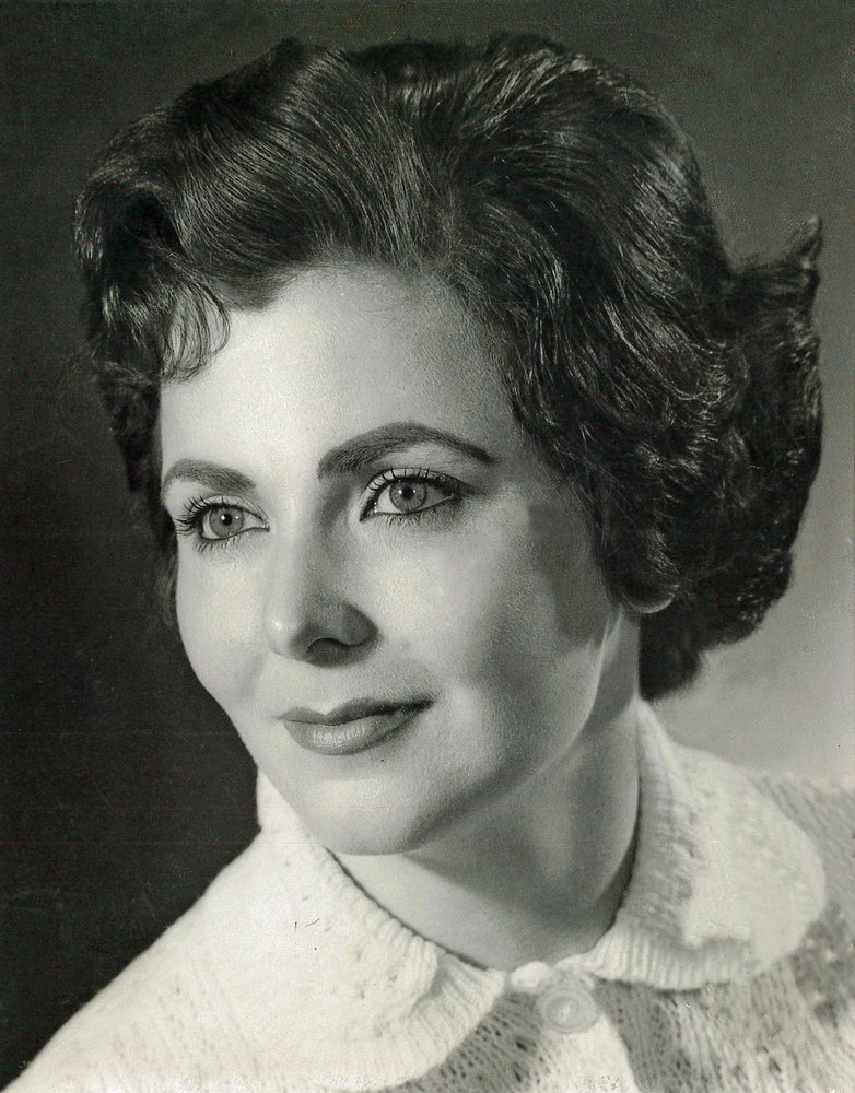 Dorothy Lawrence (née Hames)