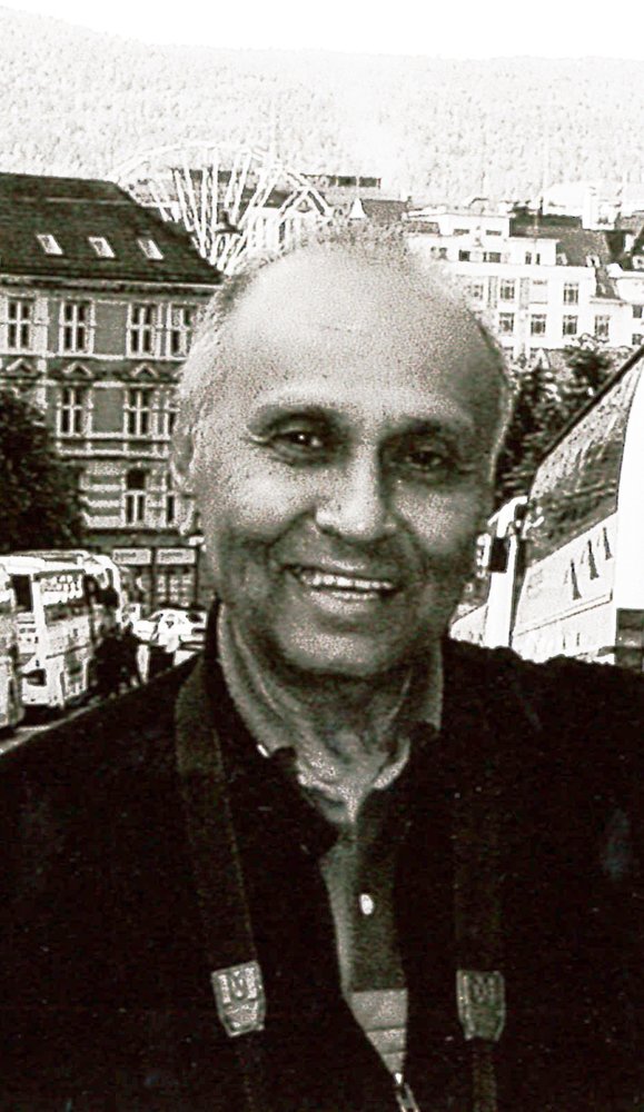 Dr. Deonarine Maharaj